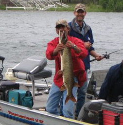 Fish for trophies or just for fun - musky, bass, pike, panfish, walleye.