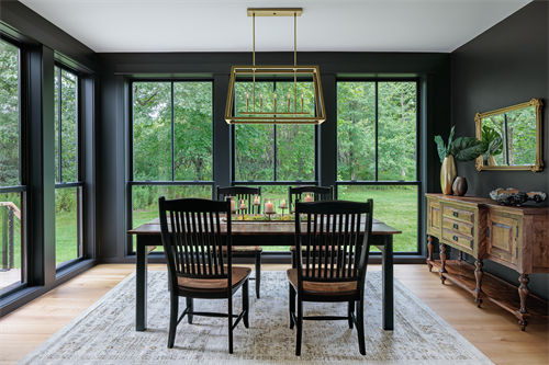 Gallery Image PHTO_Beauty_Winslow_Dining_Room_665A.png