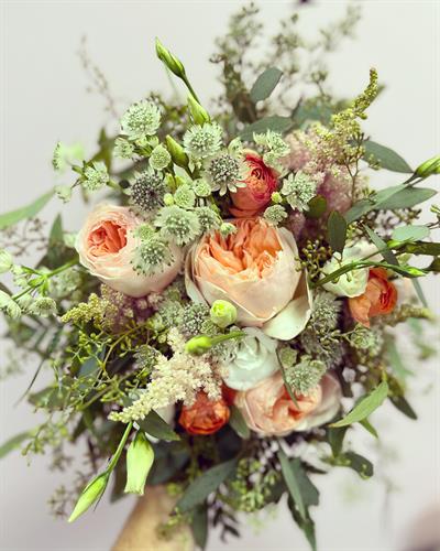 beautiful wedding and event floral designs