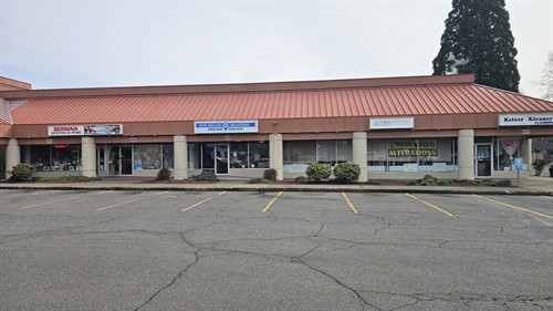 Easily located off River Road in Keizer Towne Square!