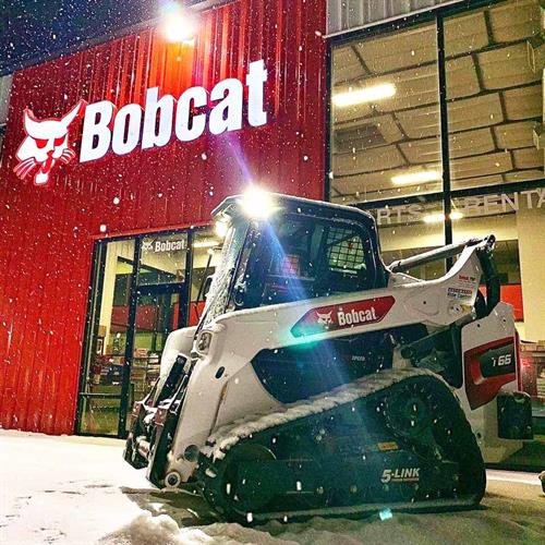 Gallery Image 61cc7767e87544750a22ba41_Bobcat_Plus_Exterior_Letters_Eau_Claire_La_Crosse_Sign_Group.jpg