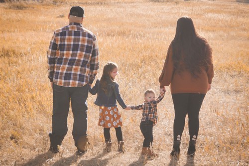 Gallery Image 2_DelfinoandAspasiaFamily2019.jpg