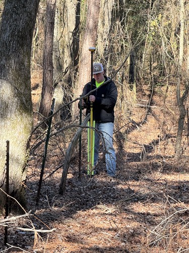 Windom on rod taking shot