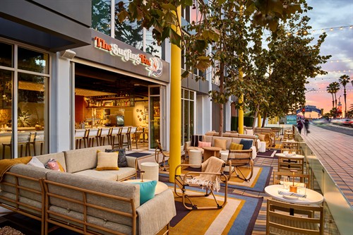 Restaurant Patio - The Surfing Fox