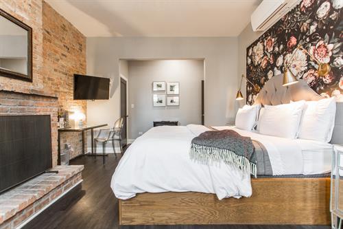 Wolcott King Guest Room