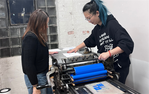 Gallery Image spudnik-press-website-images-chicago-printmaking-studio-nonprofit-arts-organization-yang-cuevo-24-585x370.png