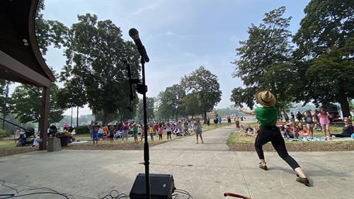 Park District Bilingual Concerts