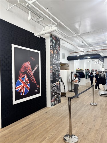 Oasis Live '25 Fan Store, Olio 2025