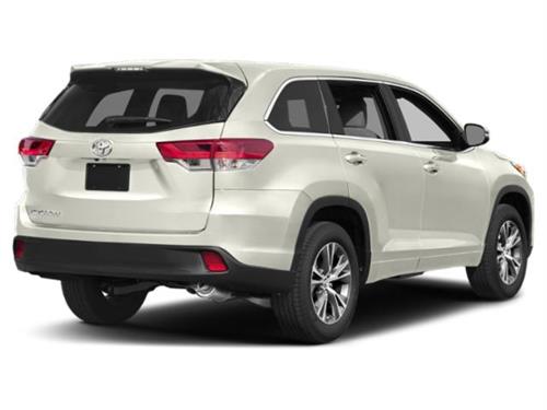 My rideshare vehicle, a 2019 Toyota Highlander XLE, seats 7 passengers.