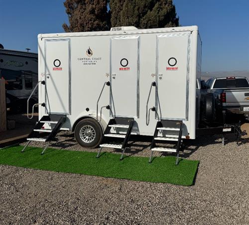 Four Stall Luxury Trailer