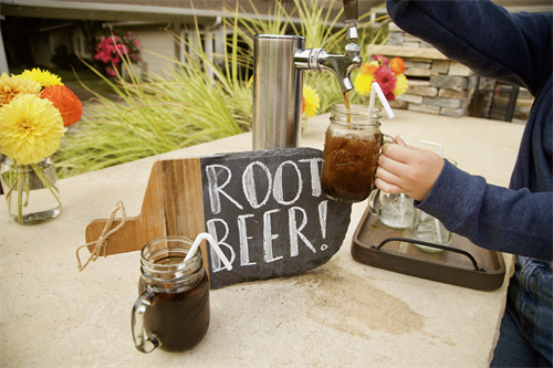Gallery Image Issaquah_Root-Beer.png