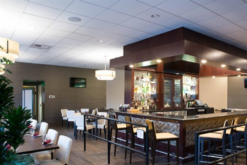 Gallery Image Embassy_Suites_Seattle_Bellevue_Cascades-Grille-Restaurant-Bar.jpg