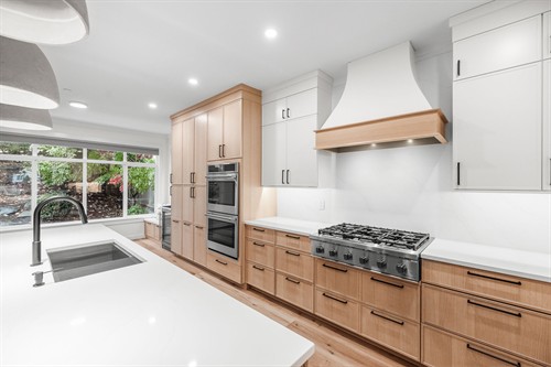 Gallery Image kitchen-remodel-levansohn-issaquah_(5).jpg
