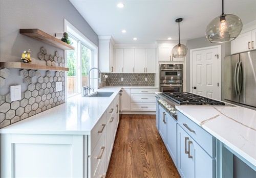 Gallery Image sammamish-kitchen-remodel-bright-27022_SE_9th_way-2.jpg
