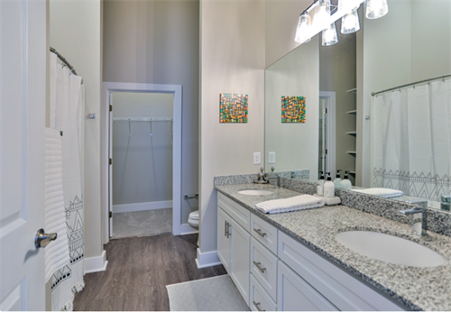 Gallery Image Bathroom_.PNG