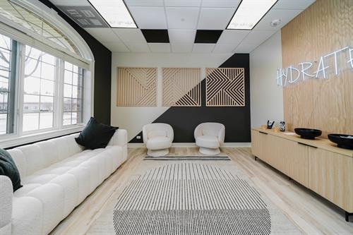 Gallery Image Copy_of_Waiting_Area_Center.jpg