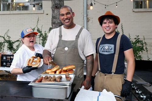 Gallery Image A30A1041_OKT_2025_MF_Chef_Staff.jpg