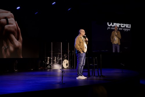 Gallery Image BL1A3440.jpg