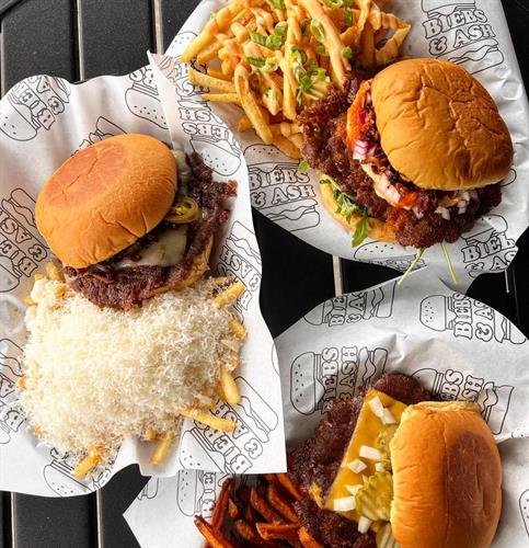 Gallery Image Tray_of_Burgers.jpg