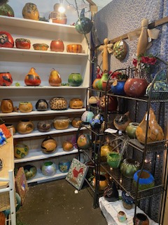 Work of special gourd creator