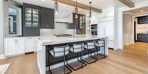 Gallery Image ten-spur-Interior-kitchen.jpg