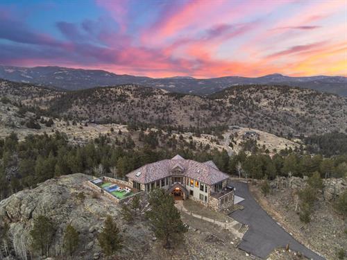 Luxury Estate Home in Pine Meadows