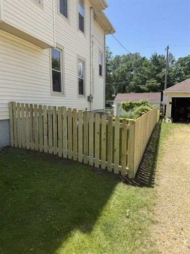 4' Wood Picket Fence