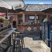 Chicago’s Ultimate 2025 Rooftop Guide: 70+ Open-Air Bars, Lounges And Restaurants