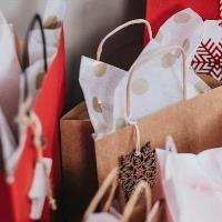 Chicago Shoppers Brave Snow to Rally Support for Local Businesses on Small Business Saturday