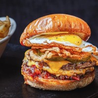  Looking for cheap daily food specials in Chicago? This guide is for you.