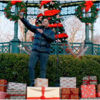 Local Holiday Rom-Com ‘Christmas In Chicago’ Now Available On Prime And Apple TV