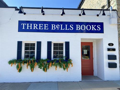 Our cozy facade facing the north mall parking lot.