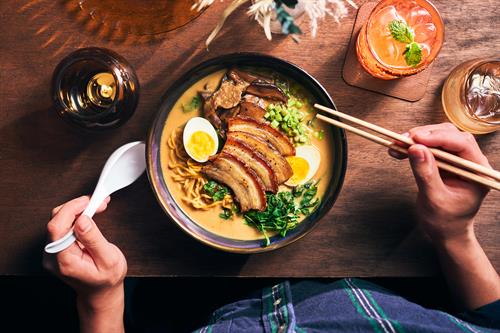 Gallery Image Ramen_Overhead_with_Hands_001-24.jpg