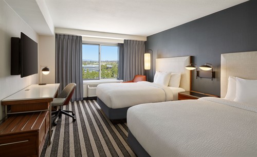 Queen Queen Guest Room 