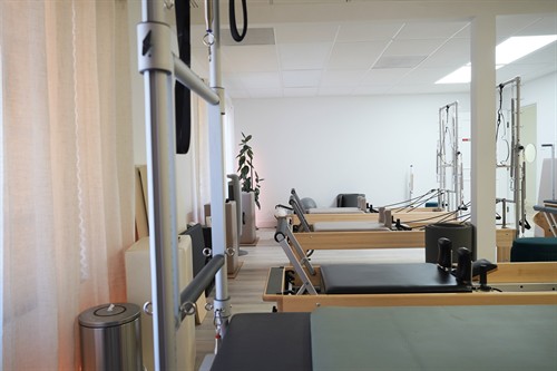 mvnt studio pilates class studio
