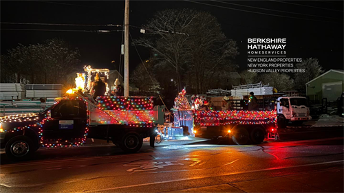 Gallery Image Light_Parade.png