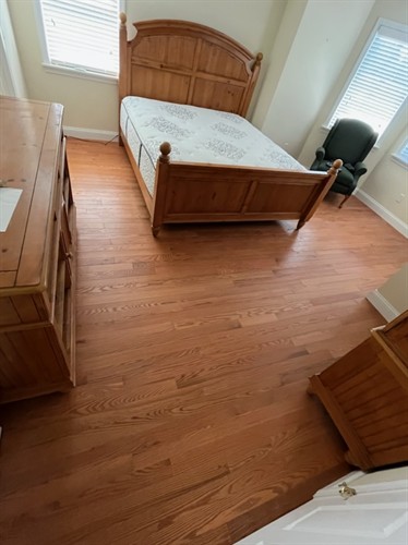 Burton Oak Natural solid hardwood