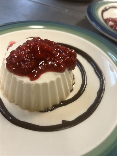 Vegan Cheesecake with Raspberry compote