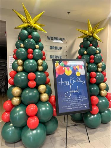 Holiday Balloon Arch