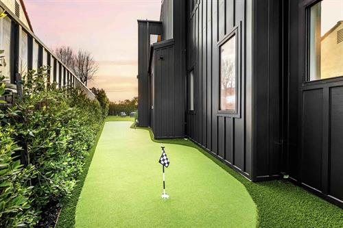 Gallery Image BrightwaterArtificialGrass14.jpg