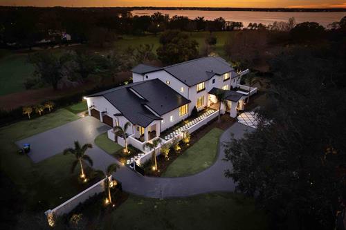 Gallery Image Custom_Landscaping.jpg