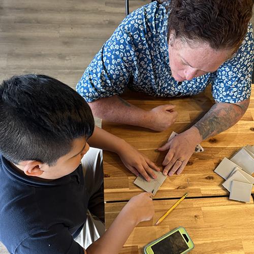 Gallery Image Eldeen_craft.jpg