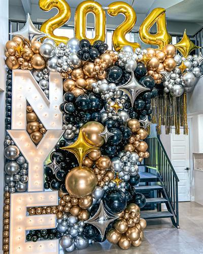 NYE Balloon Install with Marquee Letters