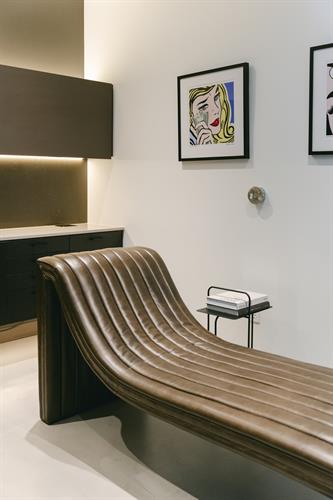 Gallery Image The_Dental_Room_49.jpg