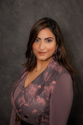 Meet the Notary Public - Hummingbird Notaries