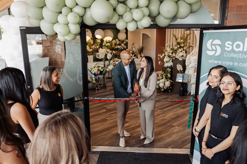 Gallery Image SalasClinicOpening_MichelleDiamond-192.jpg