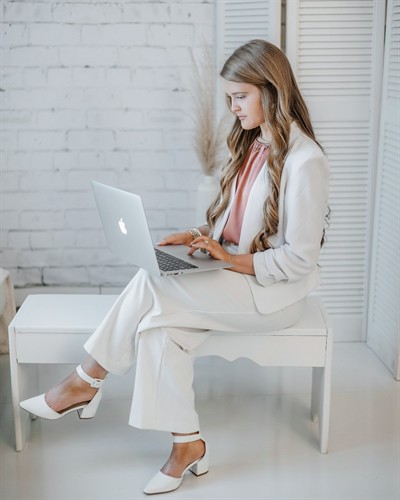 Gallery Image 615430070_122122209926999950_8317660393568240775_n.jpg