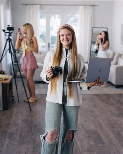 Gallery Image 633219360_122124790082999950_4566777938134973335_n.jpg