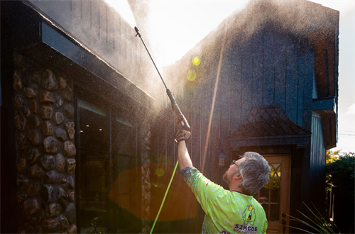 Roof Wash and Soft Washing