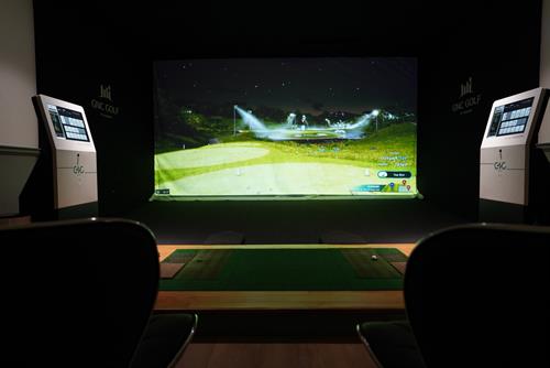 Let me show you our VIP room. You'll have an unforgettable golf experience there.